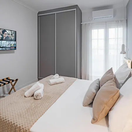 Singer - Luxury Apartment *