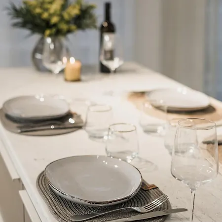 Singer Suite Near Kalamata Centre *