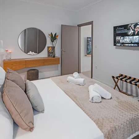 Appartamento Singer Suite Near Kalamata Centre *
