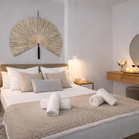 A Comfortable Stay With Balcony And Easy Parking Near Kalamata Center Apartment *