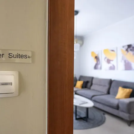Singer Suite Near Kalamata Centre