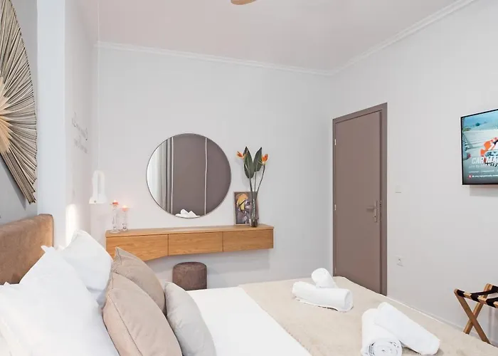 Luxury 60Sqm Apartment With Balcony & Easy Parking, 10Min From Center * Kalamata